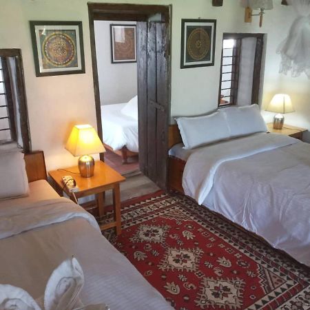 Lake Boutique Hotel Pokhara Luaran gambar